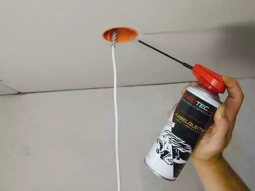 20523 Smar poślizgowy do wciągania kabli / Spray 400ml / RUNPOTEC 3