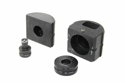 LSA12 Adapter otworujący M13 3