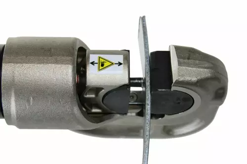 LSA12 Adapter otworujący M13 8