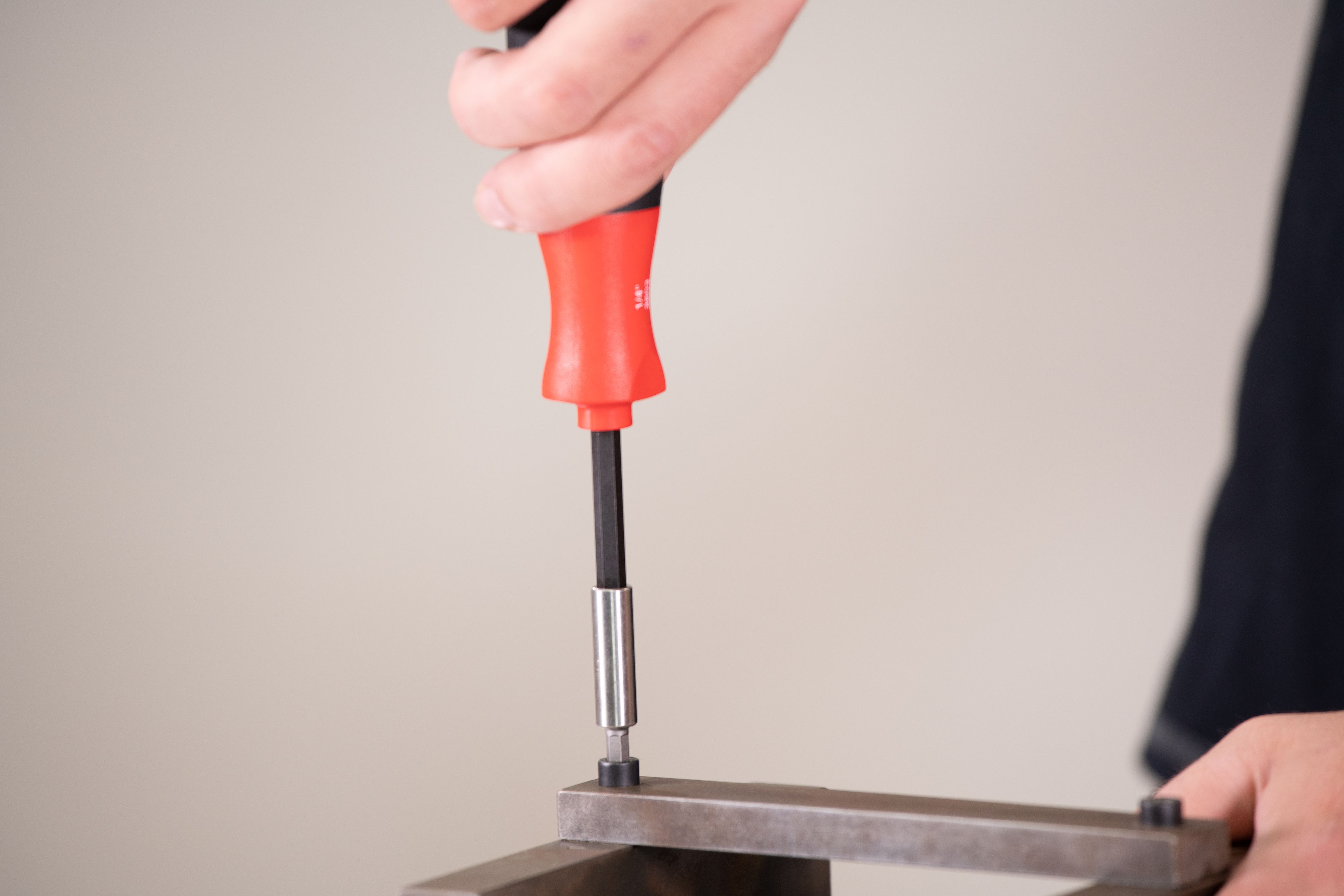 Magnetyczny wkrętak z magazynkiem bitów LiftUp 25 mieszany z 12 bitami, 1/4" / WIHA 38601 5