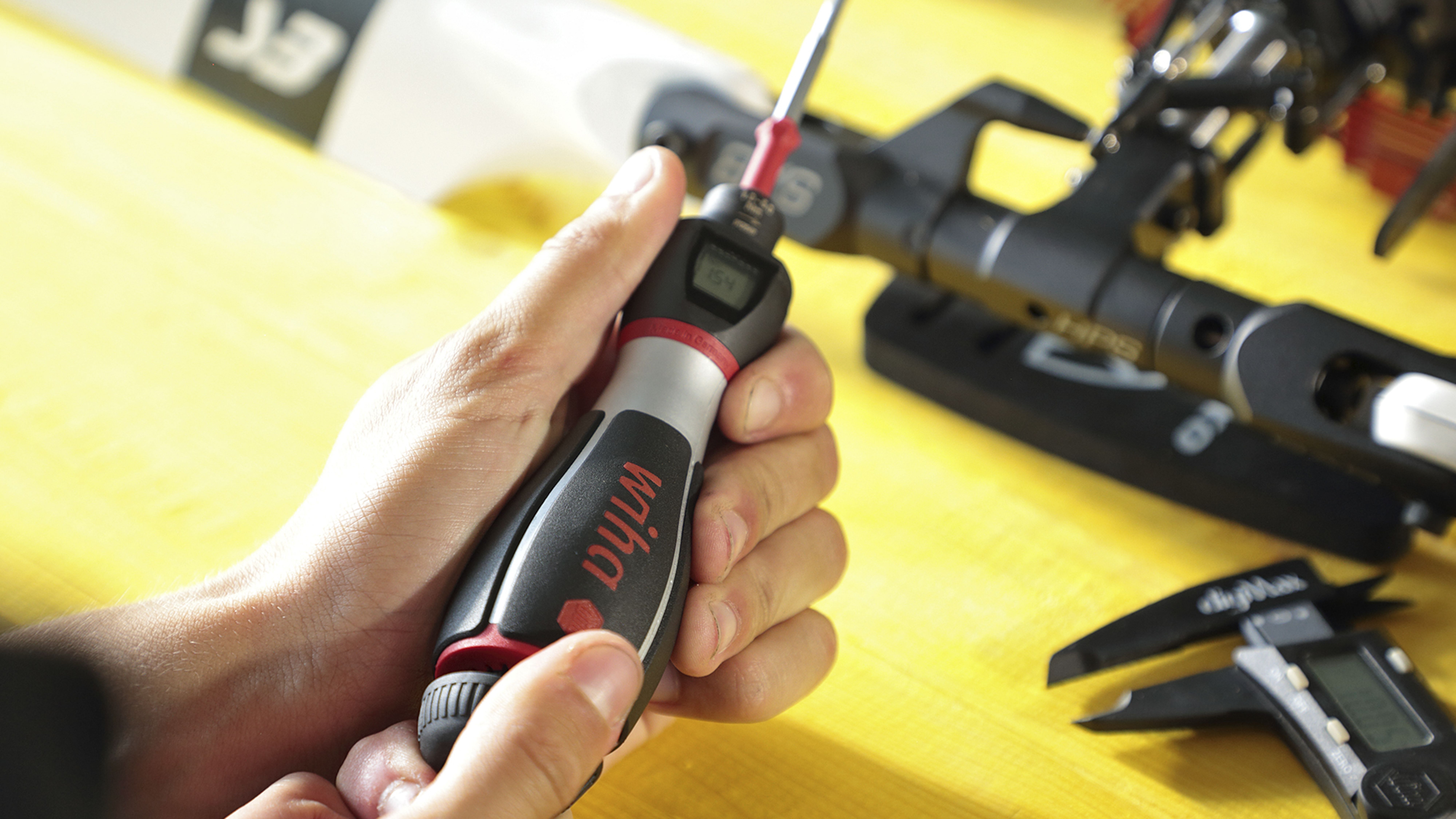 Wkrętak dynamometryczny iTorque® z podziałką cyfrową 0.4 - 1.5 / WIHA 36886 6