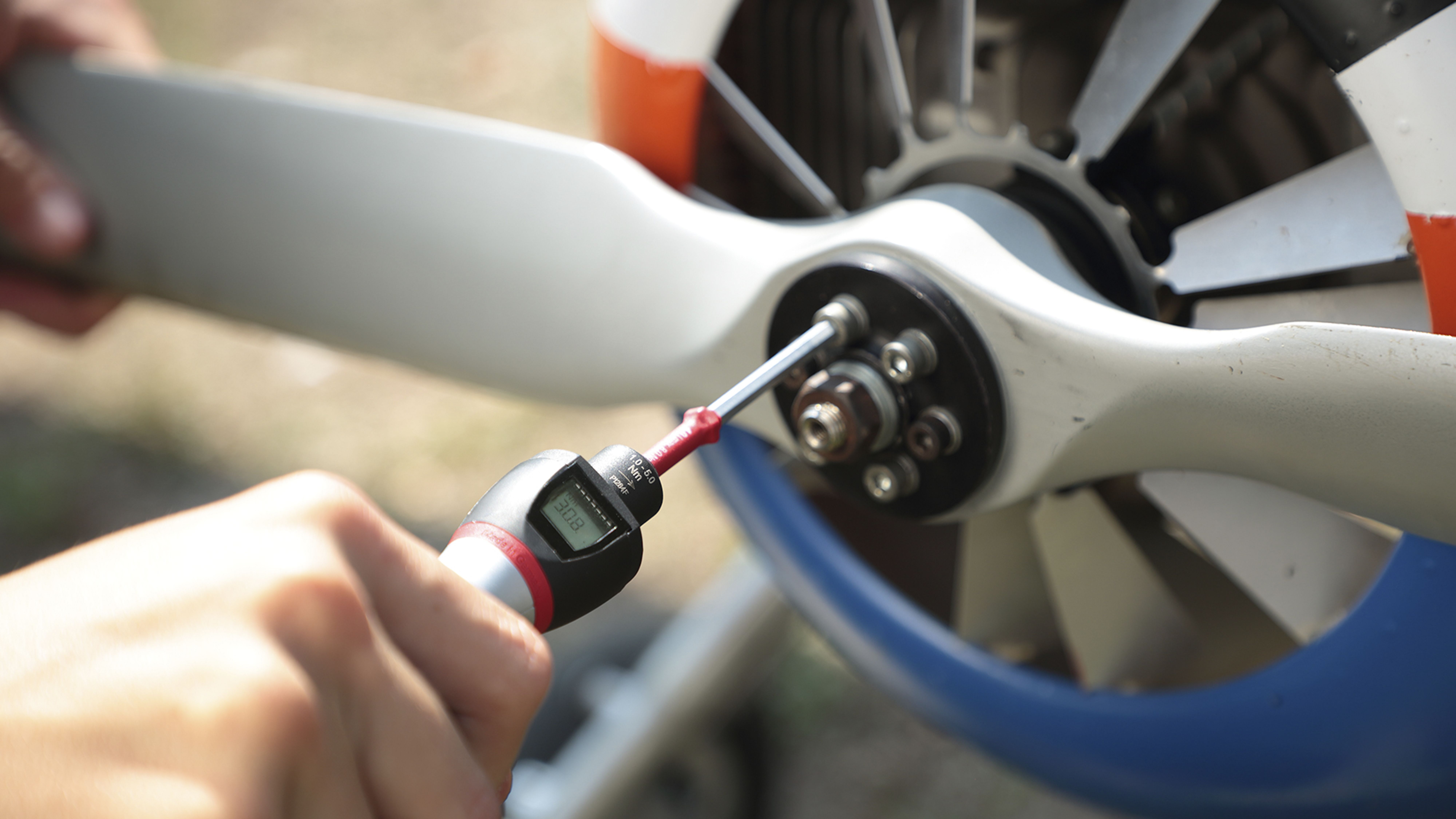 Wkrętak dynamometryczny iTorque® z podziałką cyfrową 0.4 - 1.5 / WIHA 36886 7