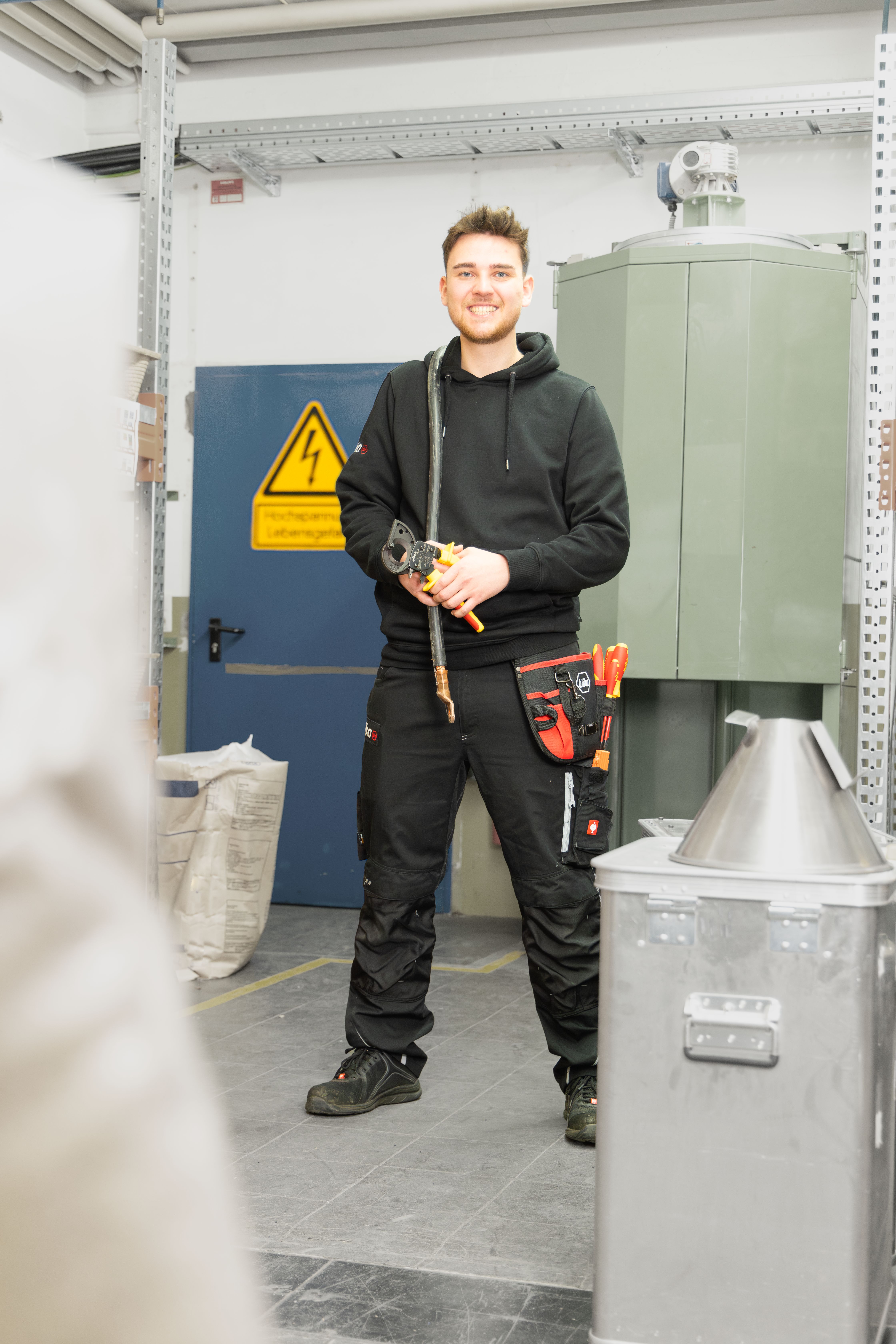 Szczypce do przewodów electric do 300 mm² z funkcją grzechotki 275 mm, 10" / WIHA 46674 12