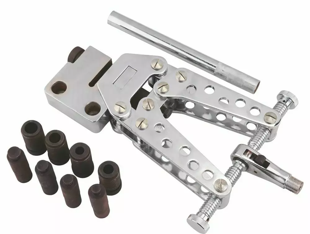 OTB-10 Otwornica mechaniczna do bednarki 1